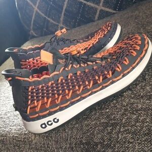ACG shoes